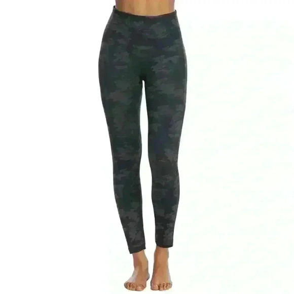 Spanx Seamless Camo Leggings - Picture 1 of 2